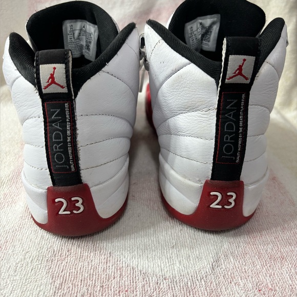 Jordan 12 Retro
Cherry (2023) Youth Sz 7 / Women’s Sz 8.5 - Picture 3 of 8